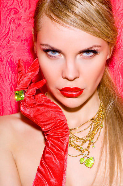 Джулия Ванг: фото до пластики 