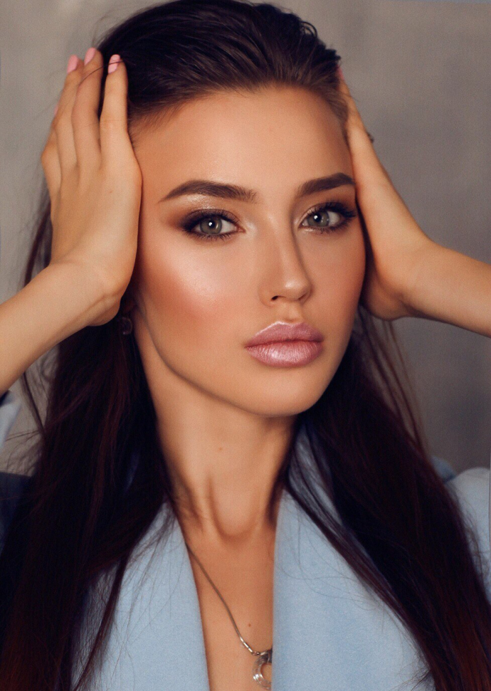 Правдивы ли фото Анастасии Костенко до пластики?