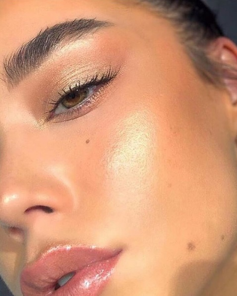 Как убрать морщины вокруг глаз?