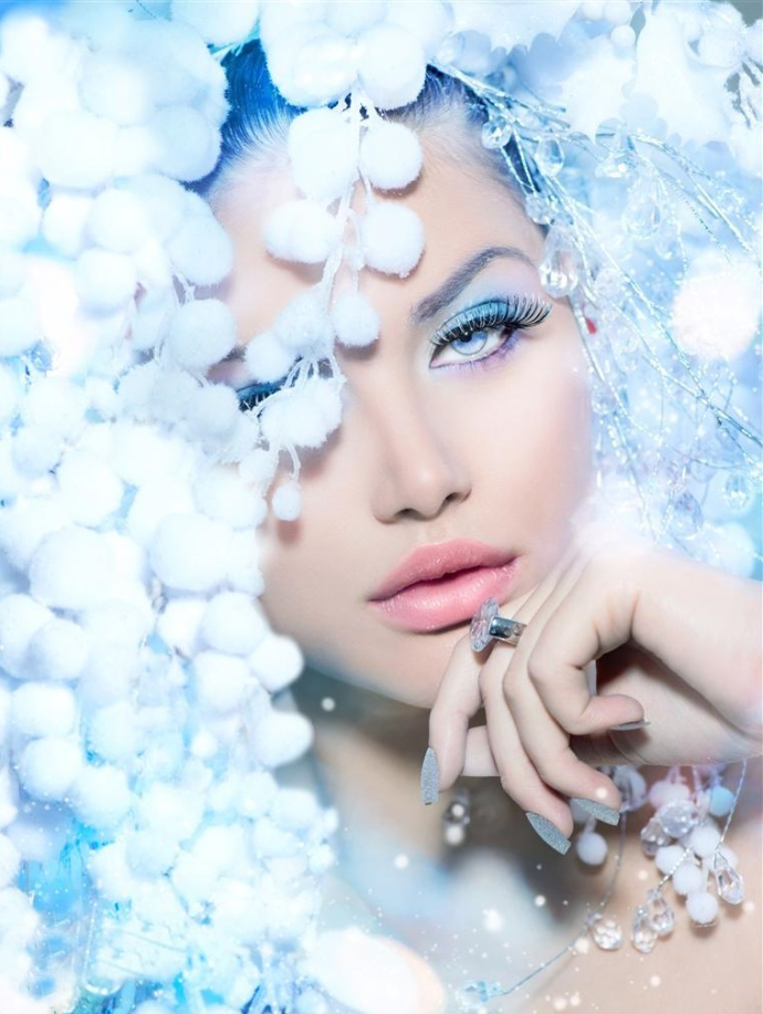 Стоит ли делать пластику перед Новым годом?