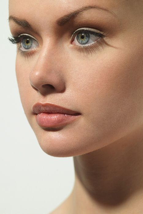 Кому доверить ринопластику?