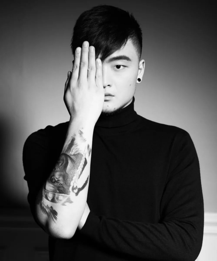 Пластика Анатолия Цоя