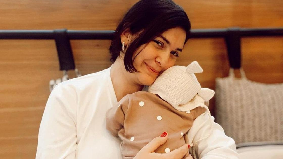 Фото Бергюзар Корель с сыном