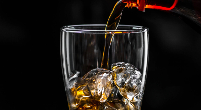 Увлажнение изнутри: рейтинг напитков 