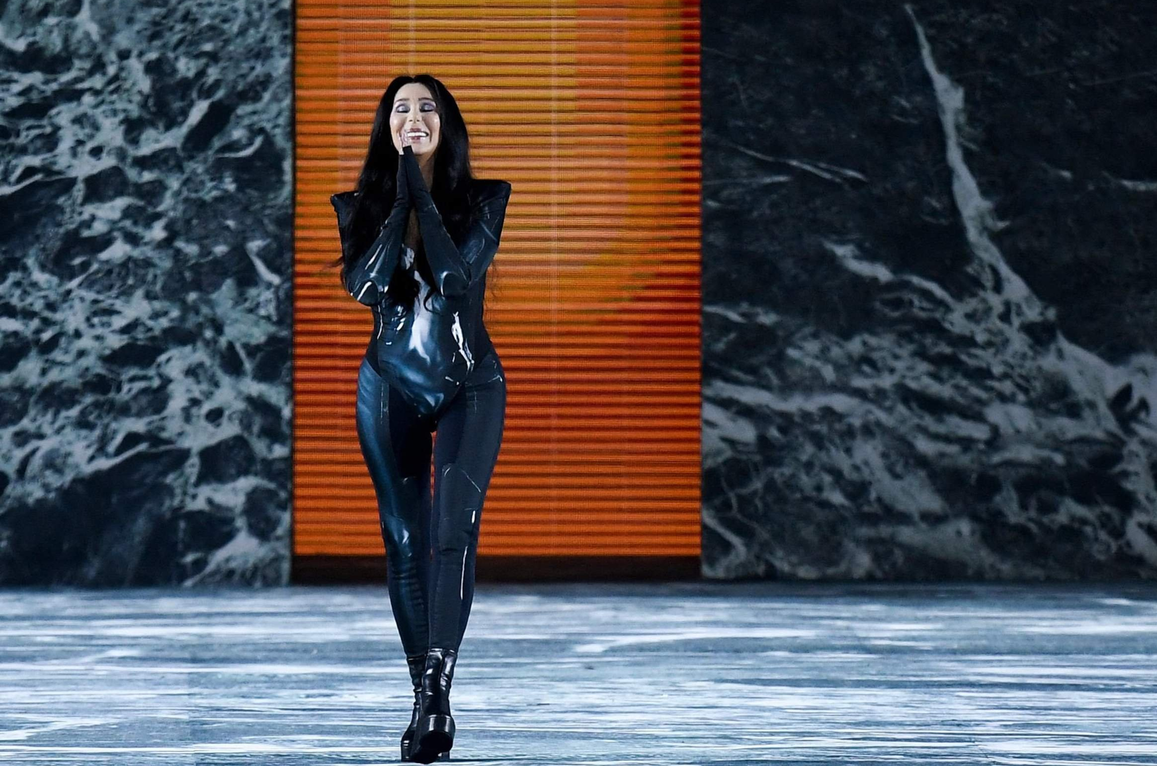 Фото: Шер сейчас