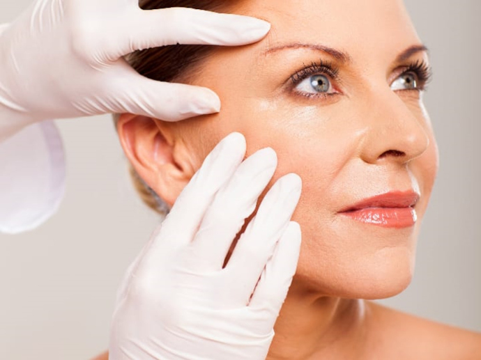 MACS lift: подтяжка лица под местной анестезией