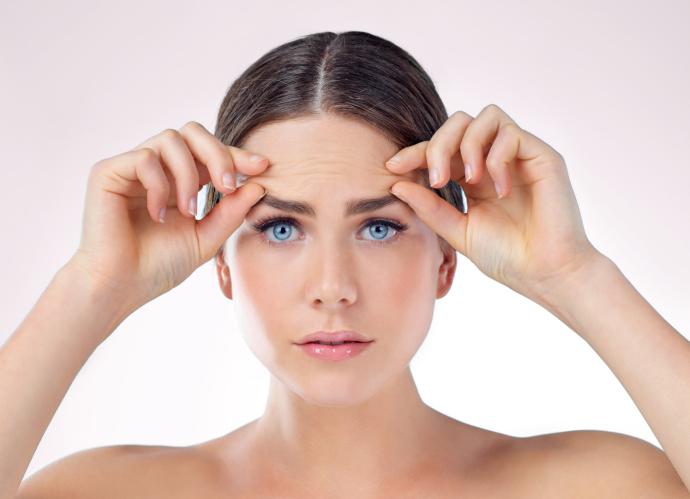 Эндоскопическая подтяжка лобно-височной области эндотинами