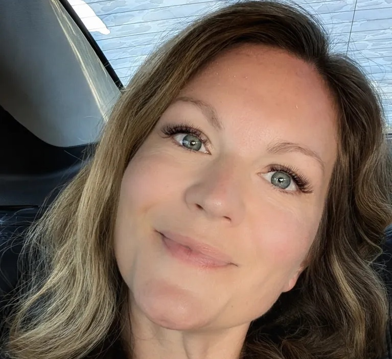 После наращивания ресниц роботом