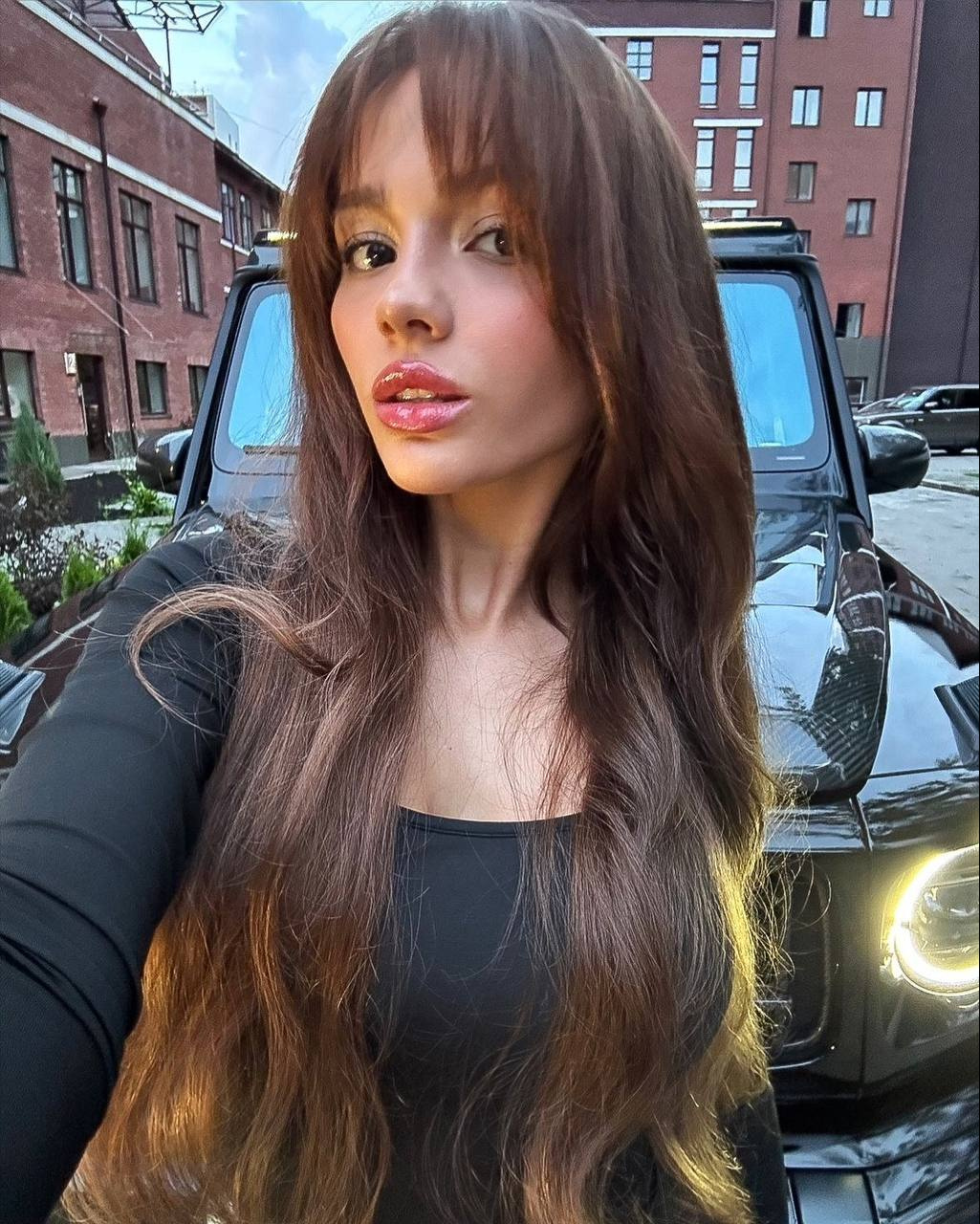 Валя Карнавал сейчас