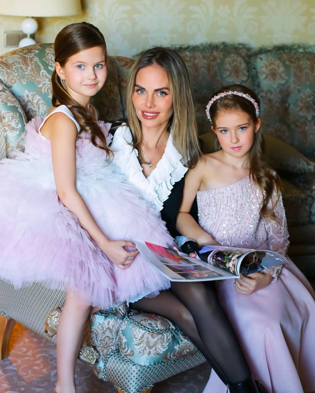 Аурика Алехина с детьми