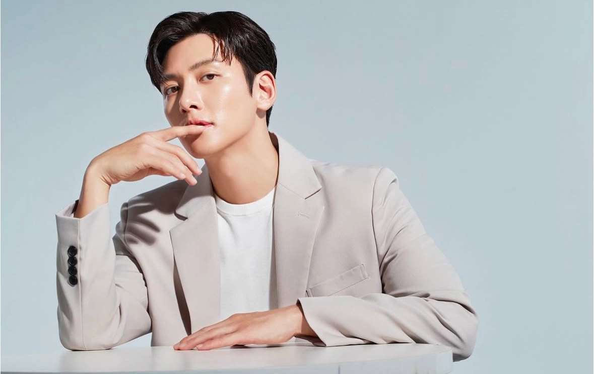 Джи Чан Ук после пластических операций