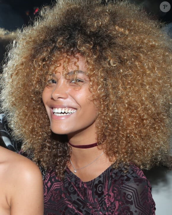 Тина Кунаки в юности до пластики