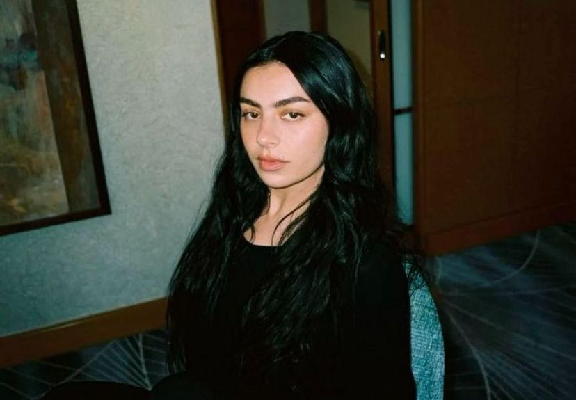 Фото: Чарли Экси Экс