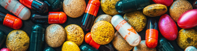 БАДы и витамины: действительно ли они помогают в уходе