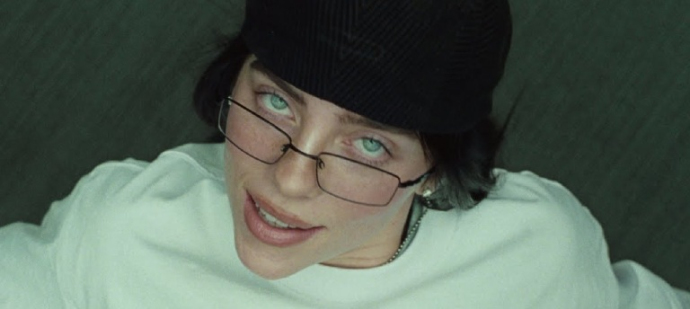 Билли Айлиш: пластика или стиль?