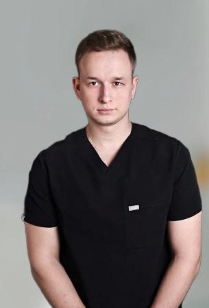 Пластический хирург Васильченко Илья Романович